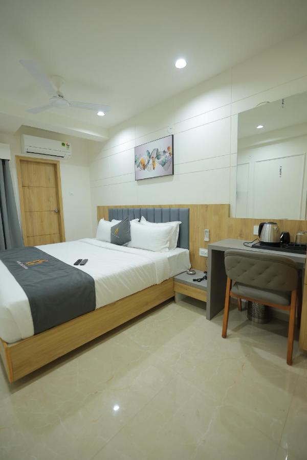 Hotel Shayan Inn Radźkot Zewnętrze zdjęcie