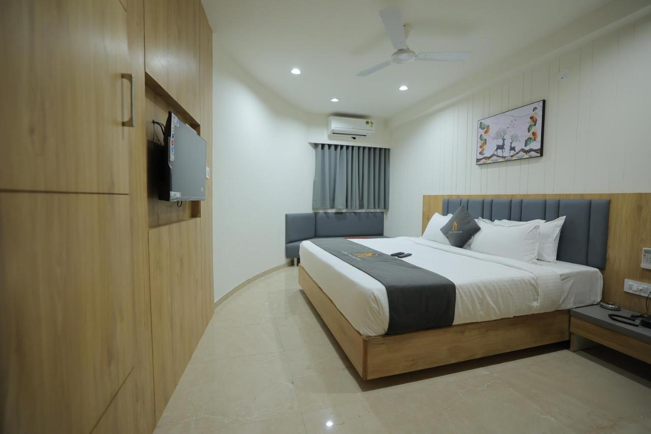 Hotel Shayan Inn Radźkot Zewnętrze zdjęcie