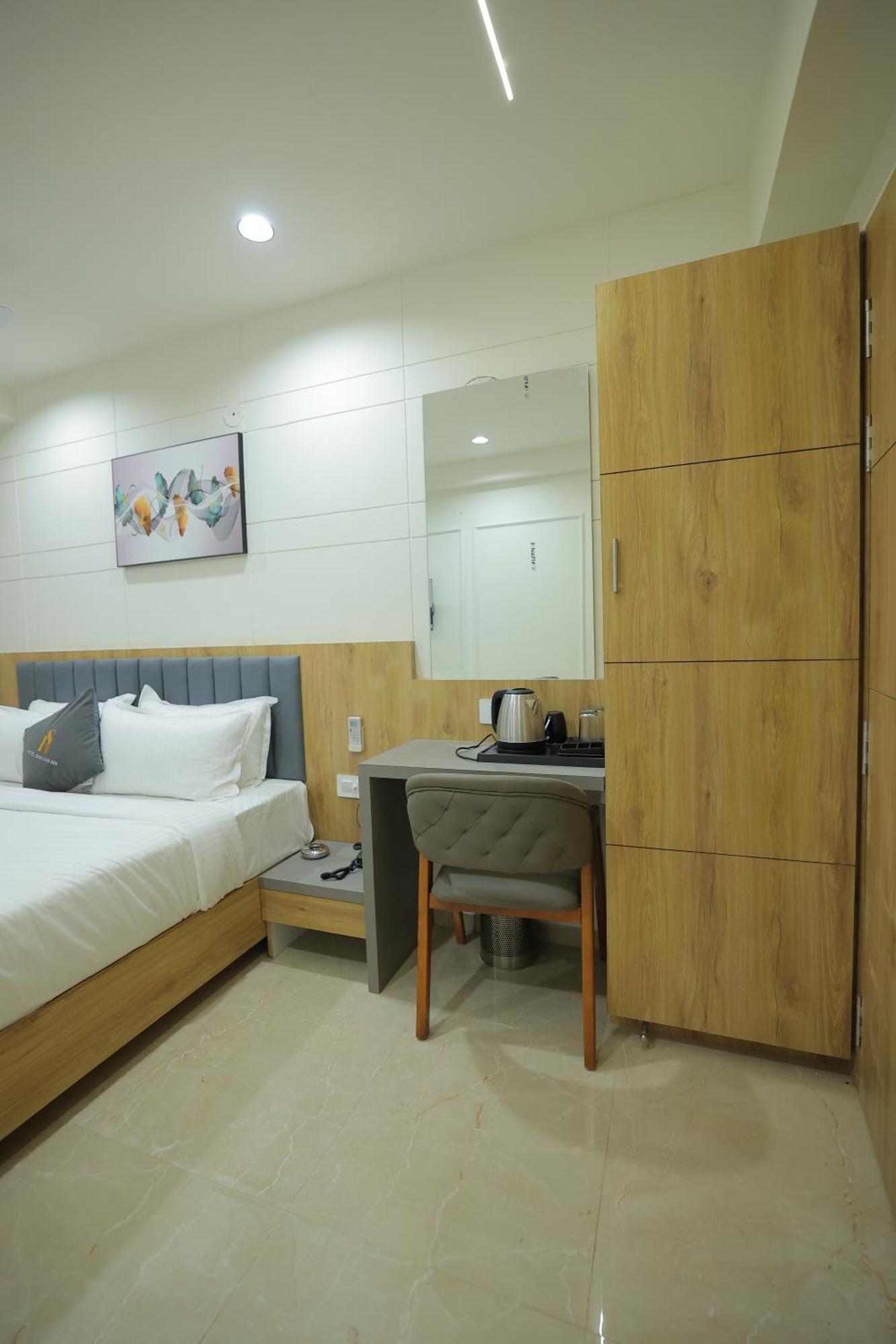 Hotel Shayan Inn Radźkot Zewnętrze zdjęcie